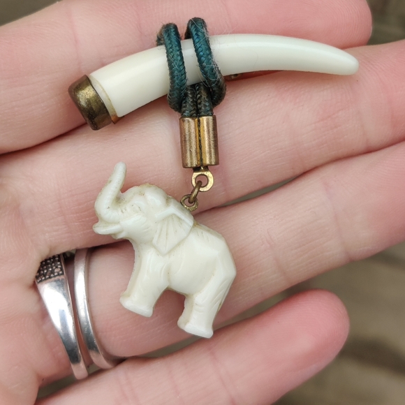 Antique Organic Elephant And Horn Brooch - Picture 2 of 5